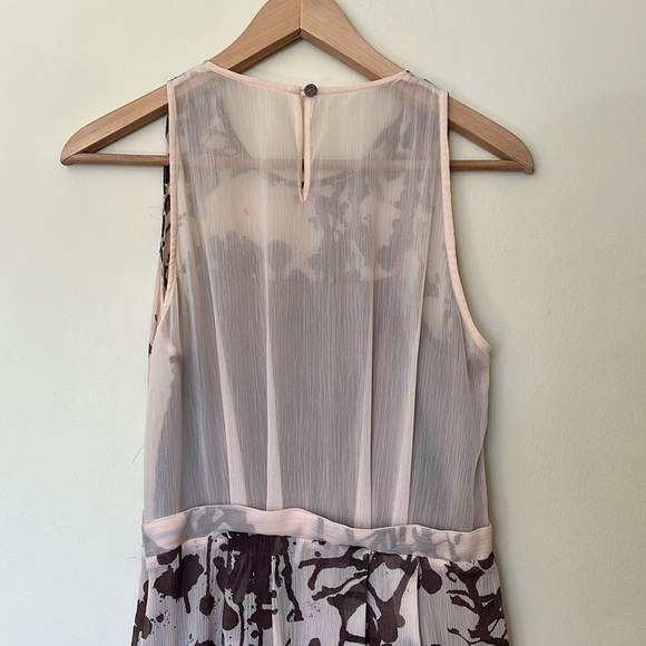 W118 by William Baker Dress - Picture 5 of 6